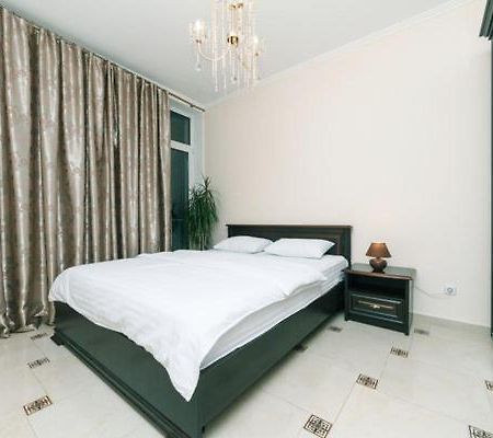 Lux Apartment, Comfort Town, キエフ エクステリア 写真