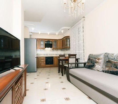 Lux Apartment, Comfort Town, キエフ エクステリア 写真